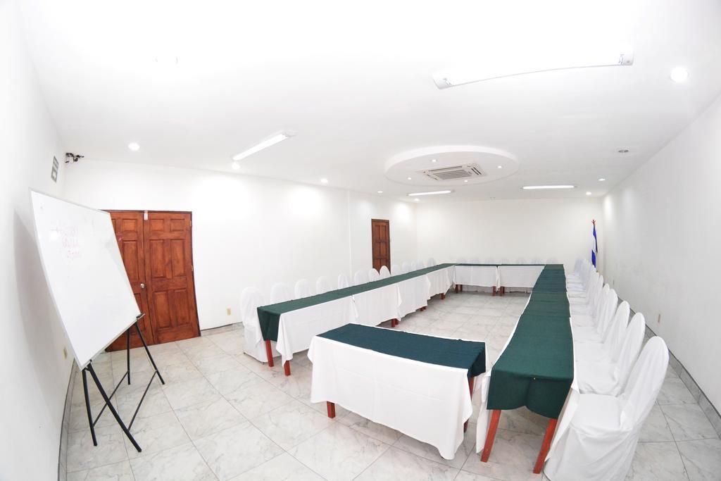 Hotel Europeo Managua Kültér fotó